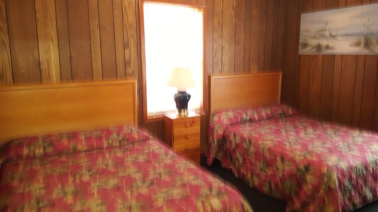 Oceaneer Motel